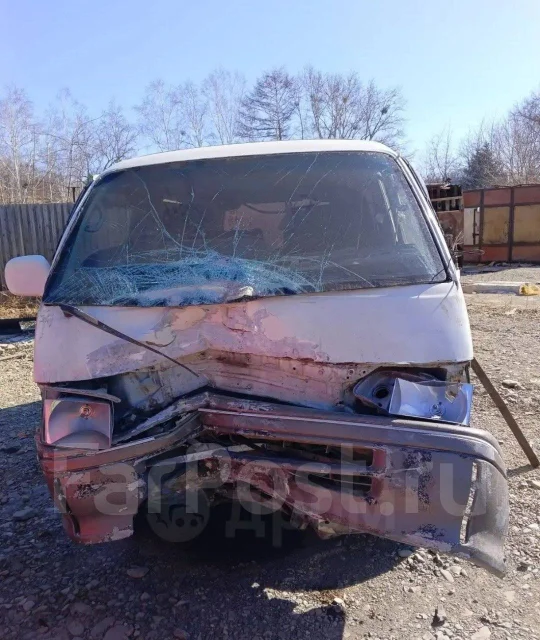 Toyota Hiace. �������, ������, 2.4 (2 446��.�.), ������, 180 000����. �� ����