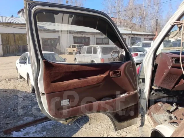 Toyota Hiace. �������, ������, 2.4 (2 446��.�.), ������, 180 000����. �� ����