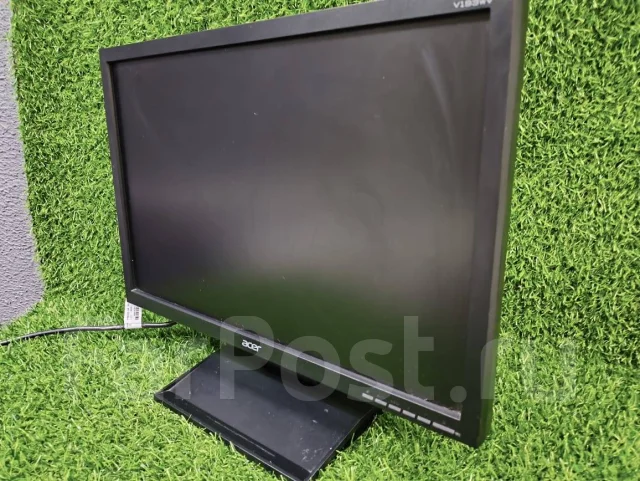 Acer. 19", ���������� �� (LCD, LED, QLED) ����