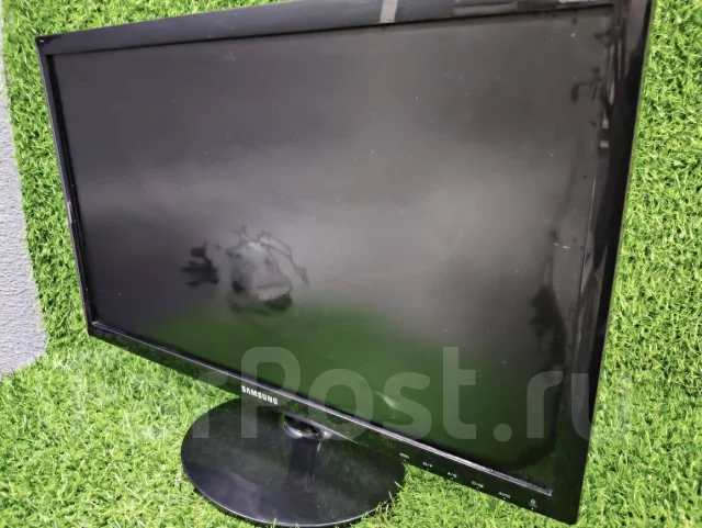 Samsung. 22" ����