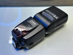 ������� Canon Speedlite 580EX II ����