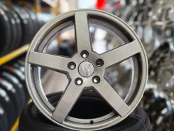 ������ B261. 7.0x17", 5x114.3, ET45, �� 67,1���. ����
