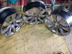 Infiniti. 8.0x20", 5x114.3, ET41, �� 66,1���. ����
