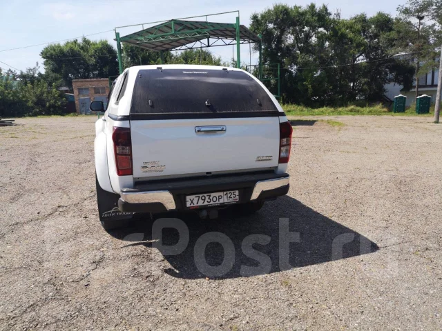 Isuzu D-MAX. �������, 4wd, 3.0 (177��.�.), ������, 150 000����. �� ����