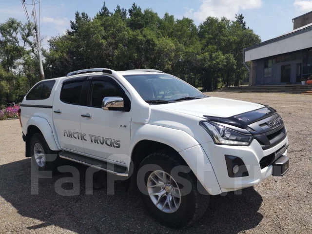 Isuzu D-MAX. �������, 4wd, 3.0 (177��.�.), ������, 150 000����. �� ����
