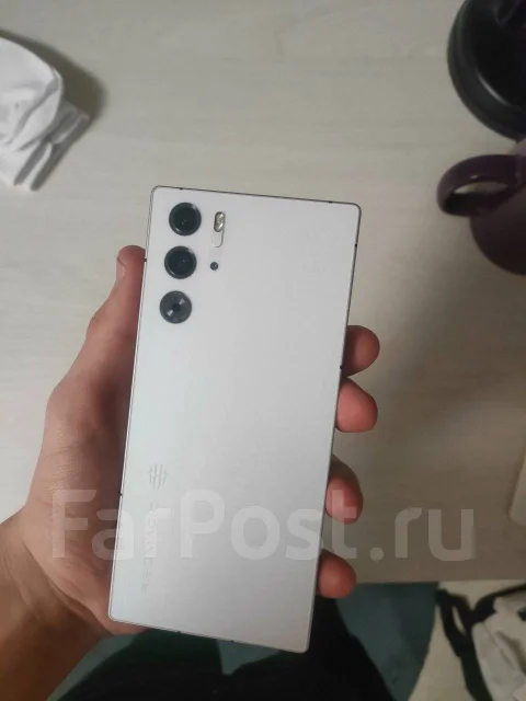 ZTE Nubia Red Magic 9S Pro. �����, 256 ��, �����, 3G, 4G LTE, 5G, Dual-SIM, NFC ����