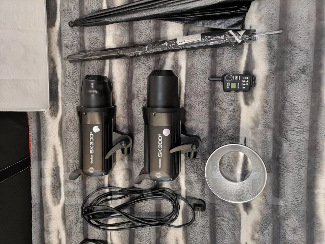 Godox SK300II-E ����