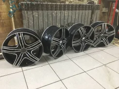 TGRACING. x15", 5x114.3 ����