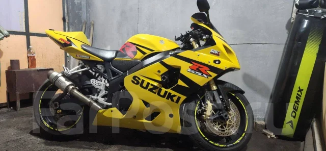 Suzuki GSX-R 750. 750����. ��., ��������, ���������, ������ �� �� ����