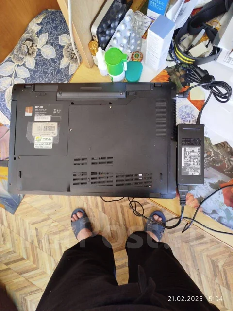 DNS. 16", 2,6����, ��� 4 ��, ���� 512���, WiFi: 1, Bluetooth: 1, ����������� �� 2��. ����