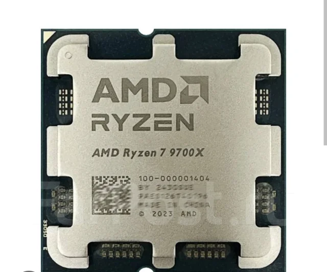AMD Ryzen 7 9700X ����