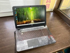 HP 15. 15.6", 2,5����, ��� 12 ��, ���� 240���, WiFi: 1, Bluetooth: 1 ����