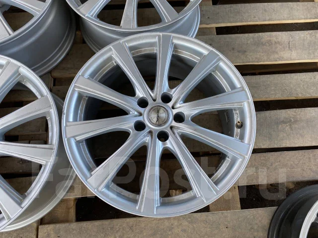 G-Force Styling. 8.0x18", 5x114.3, ET36 ����