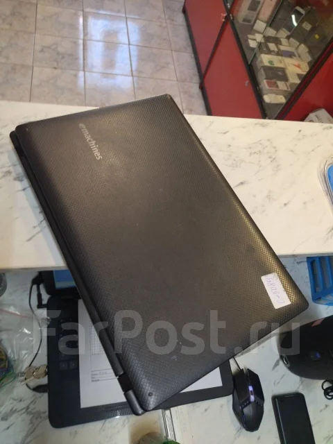 eMachines. 12.2", ��� 4 ��, ���� 500���, WiFi: 1, Bluetooth: 1 ����