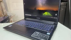 Hasee. 15.6", ��� 16 ��, ���� 512���, WiFi: 1 ����