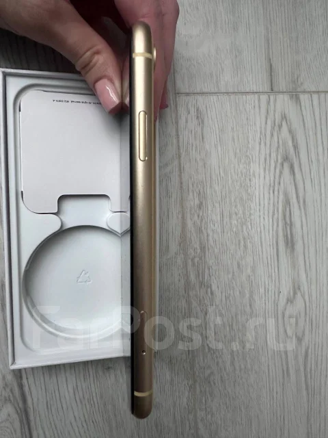 Apple iPhone Xr. �/�, 256 ��, ������ ����