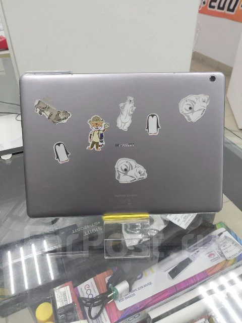 Huawei. ������ 32 �� ����