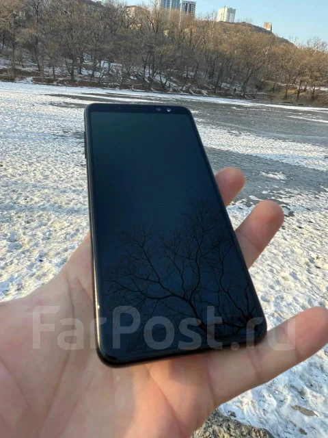 Samsung Galaxy A8 2018. �/�, 32 ��, ������, 4G LTE, Dual-SIM, NFC ����