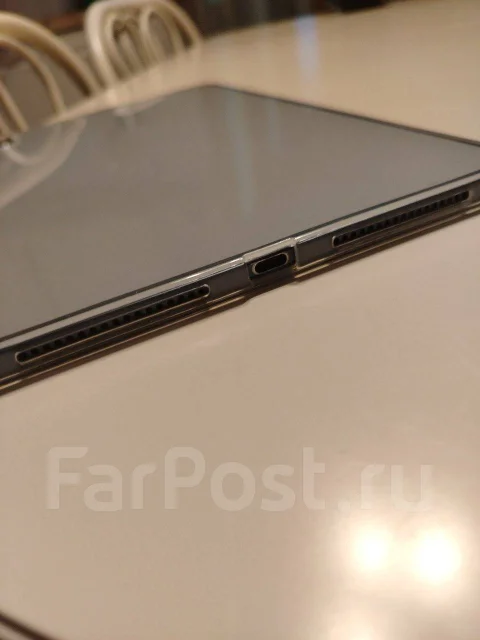 Honor. 10 ������, ������ 128 �� ����
