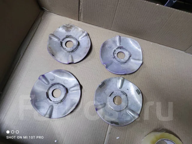 Crimson. 7.0x17", 4x100, 4x114.3, ET40, �� 70���. ����