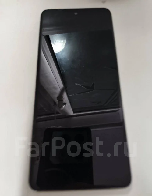 Tecno Pova 5. �/�, 256 ��, �����������, 4G LTE, NFC ����