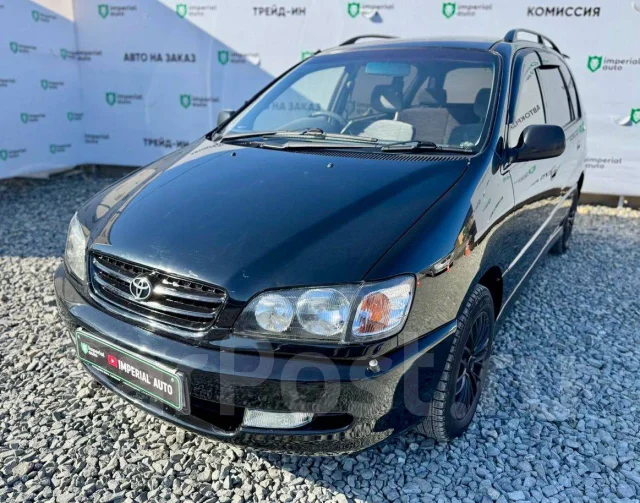 Toyota Ipsum. �������, ��������, 2.0 (135��.�.), ������, 263 000����. �� ����