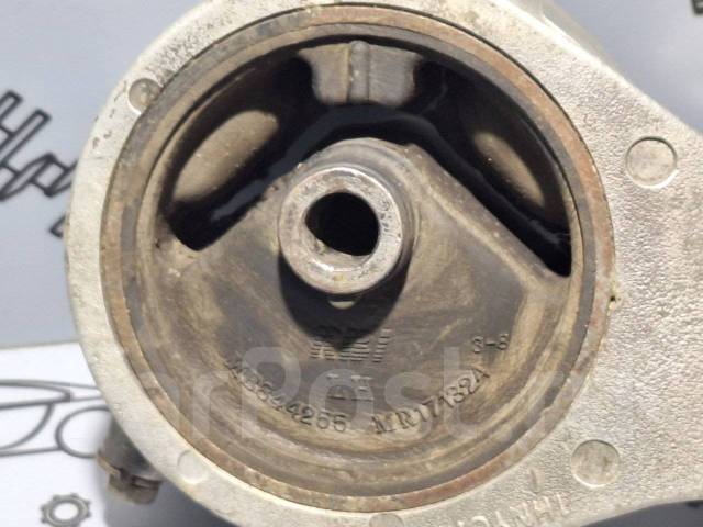   Mitsubishi Galant E55A MB844258 