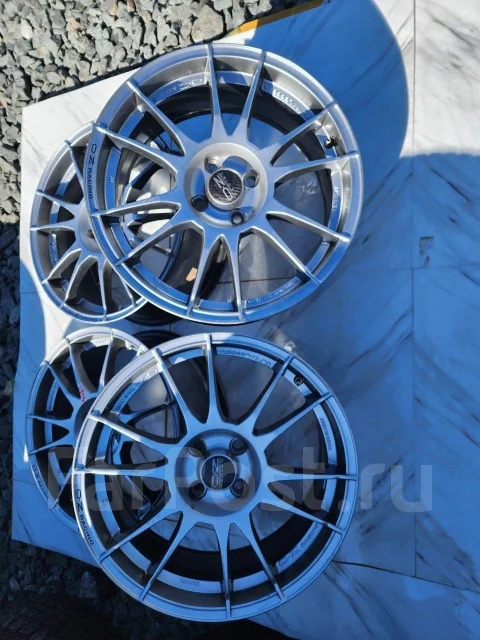 OZ Racing Ultraleggera HLT CL. 7.0x17", 4x100, ET45 ����