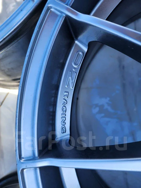OZ Racing Ultraleggera HLT CL. 7.0x17", 4x100, ET45 ����
