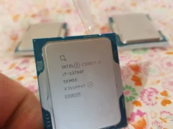 Intel Core i7-13700F ����