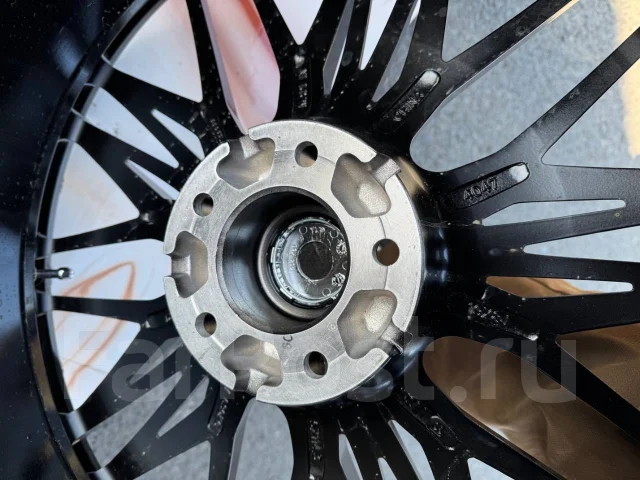 Mak Milano. 8.0x19", 5x114.3, ET38, �� 73,1���. ����