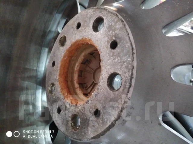 BMW. 9.5x19", 5x120, ET37, �� 72,6���. ����
