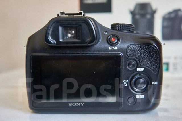 Sony Alpha ILCE-3000 Kit. 20 � ����� ��, ���: 3� ����