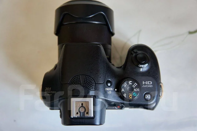 Sony Alpha ILCE-3000 Kit. 20 � ����� ��, ���: 3� ����