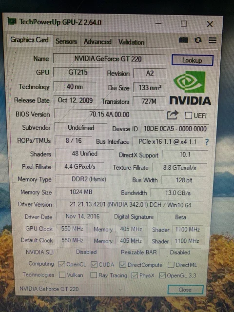 GeForce GT 220 ����