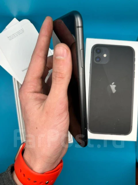 Apple iPhone 11. �/�, 128 ��, ������, 3G, 4G LTE, 5G, Dual-SIM, ����������, NFC ����