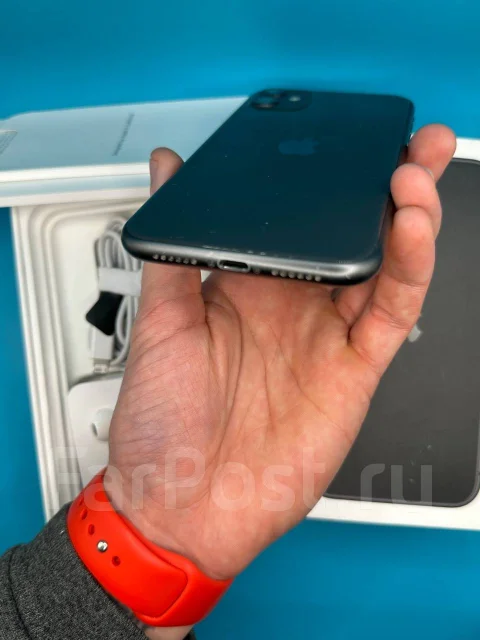 Apple iPhone 11. �/�, 128 ��, ������, 3G, 4G LTE, 5G, Dual-SIM, ����������, NFC ����