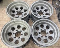 Mickey Thompson. 9.0x16", 6x139.7, ET-50,  110,0.     
