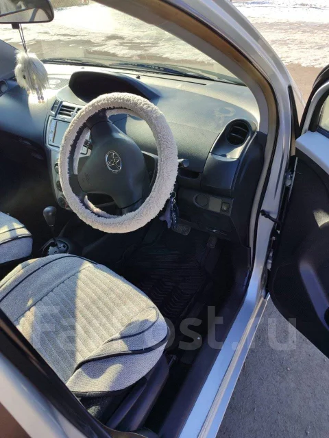 Toyota Vitz. ��������, 1.0 (70��.�.), ������, 171 628����. �� ����