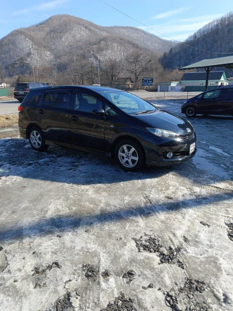 Toyota Wish. �������, ��������, 18.0 (144��.�.), ������, 130 000����. �� ����