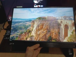 Zeuslap. 15.6" ����