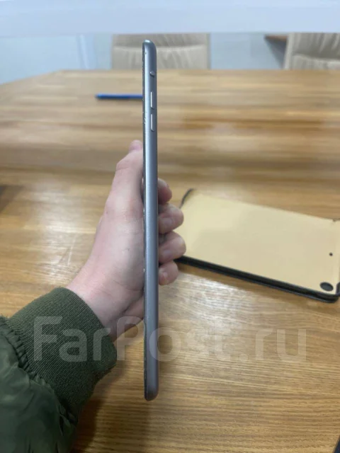 Apple iPad Mini. ������ 16 �� ����