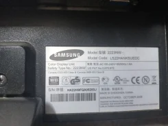 Samsung. 22", ���������� �� (LCD, LED, QLED) ����
