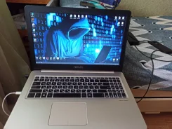 Asus N580VD. 15.6", 2,8����, ��� 12 ��, ���� 500���, WiFi: 1, Bluetooth: 1, ����������� �� 2��. ����