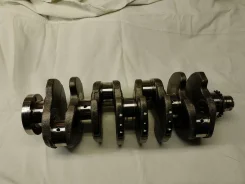 �������� VAG BKD 2.0 TDI �������� 038105021AE 038105021AE ����