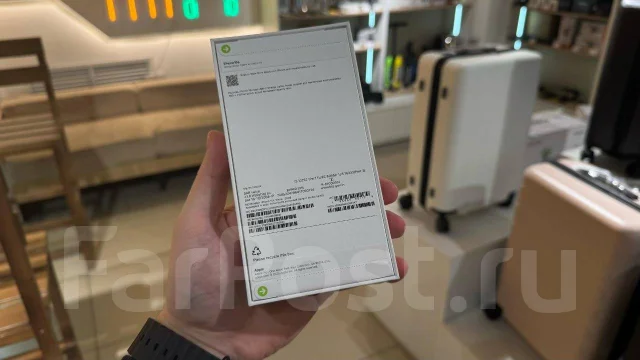 Apple iPhone 16e. �����, 128 ��, �����, 4G LTE ����