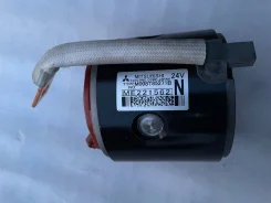 ������� �������� ME221562 �� 4M50 MMC Canter M800X70786 ����