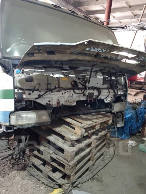 Isuzu Giga ����