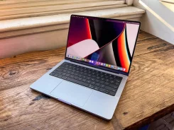 Apple MacBook Pro 14 2021. 14.2", ��� 16 ��, ���� 512���, WiFi: 1, Bluetooth: 1, ����������� �� 18��. ����