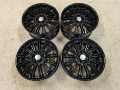 Wald Renovatio. 8.5/9.5x20", 5x114.3, ET40/40, �� 73���. ����